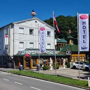 Höckner Plaza Hotel